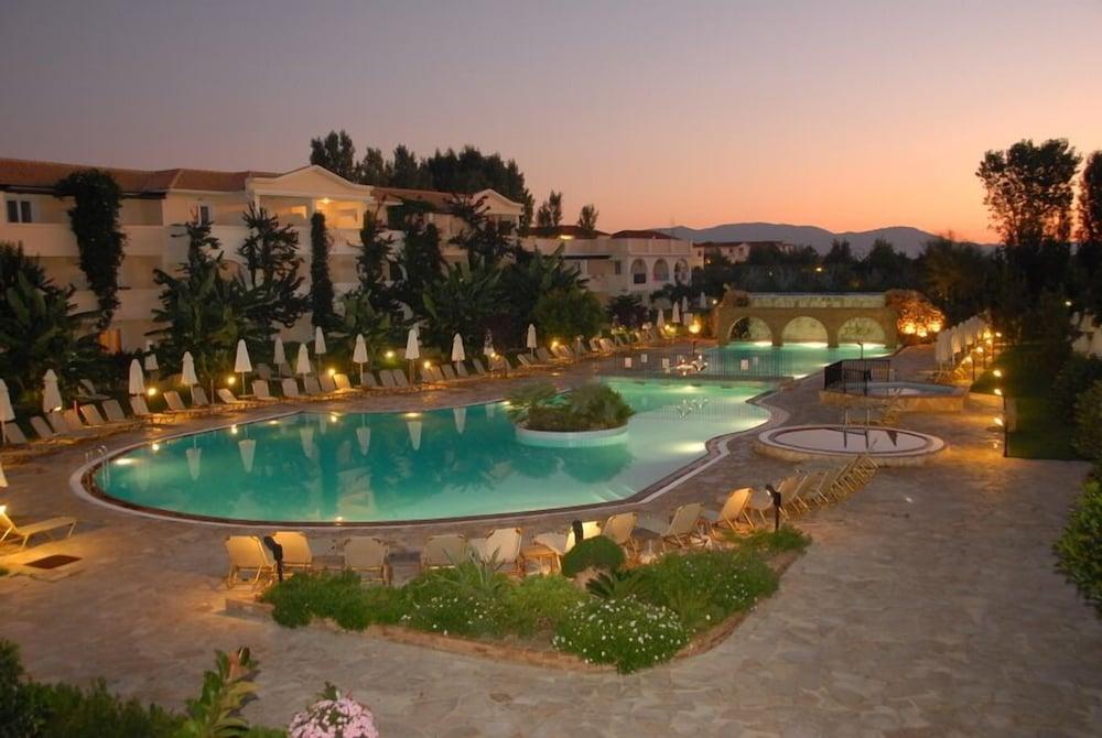 Bitzaro Grande Hotel & Suites Kalamákion Exteriér fotografie